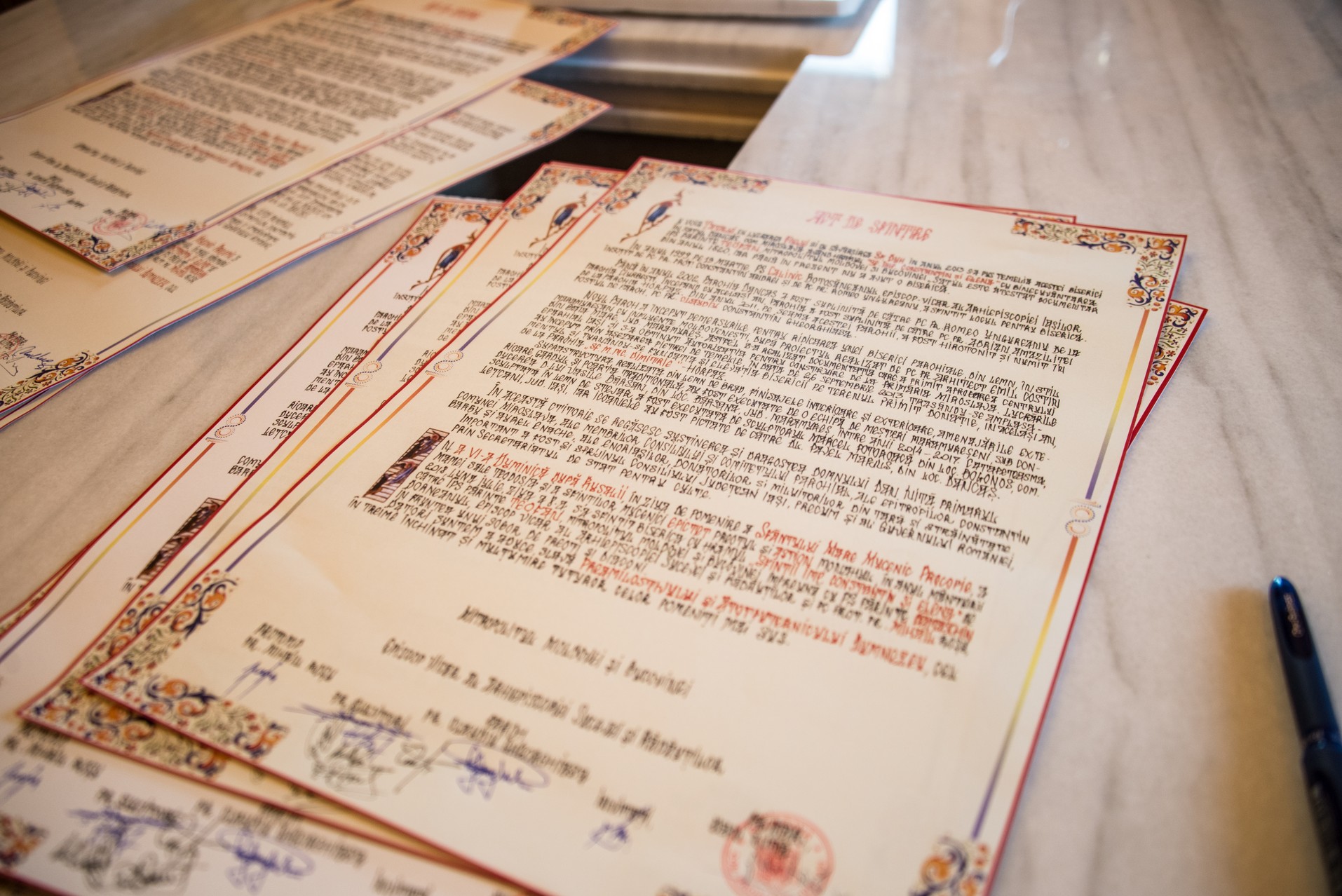 Foto: Tudorel Rusu Sfințire de biserică la Dancaș: „Ce ne dă Dumnezeu în Sfânta Biserică? Ne dă iertare de păcate”