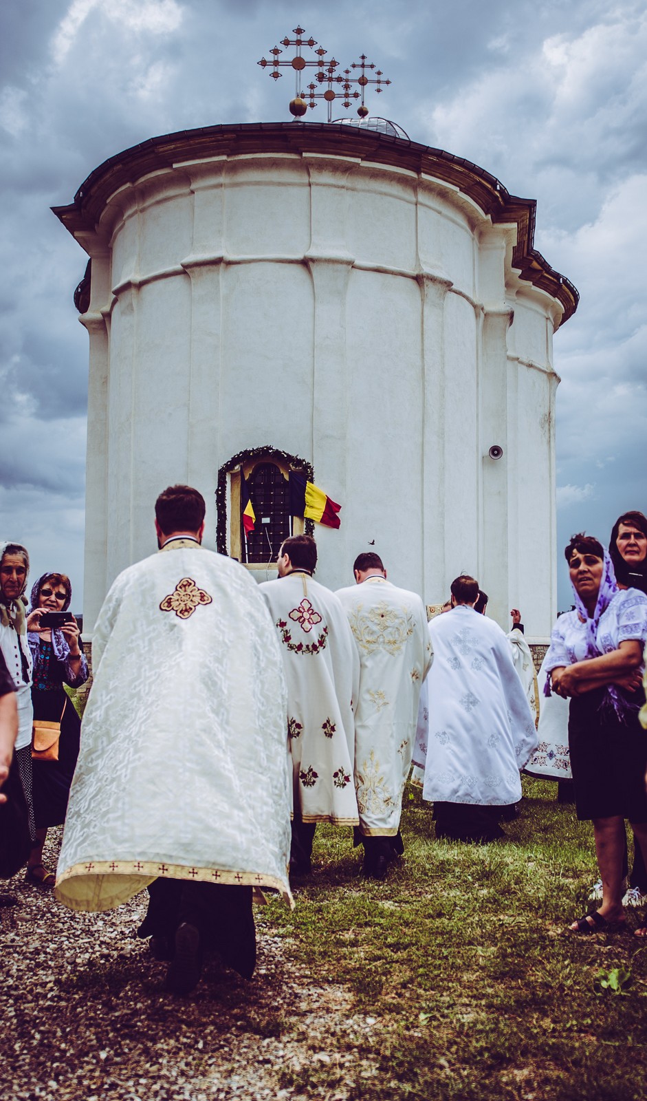 Sfinţire de casă parohială în Cucuteni - Leţcani, oficiată de IPS Mitropolit Teofan