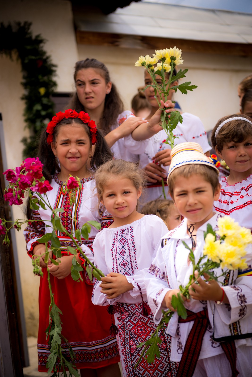 Sfinţire de casă parohială în Cucuteni - Leţcani, oficiată de IPS Mitropolit Teofan