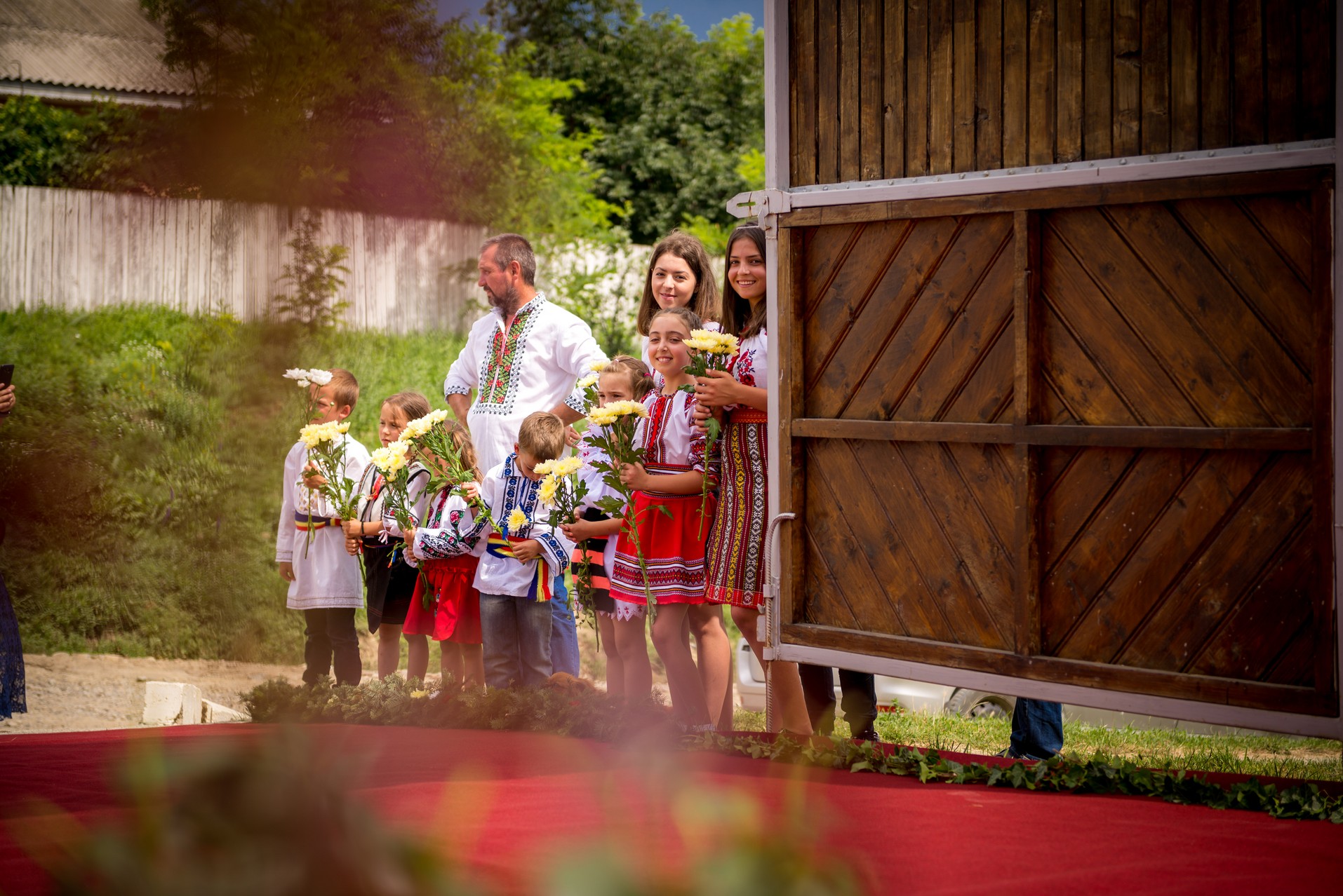 Sfinţire de casă parohială în Cucuteni - Leţcani, oficiată de IPS Mitropolit Teofan