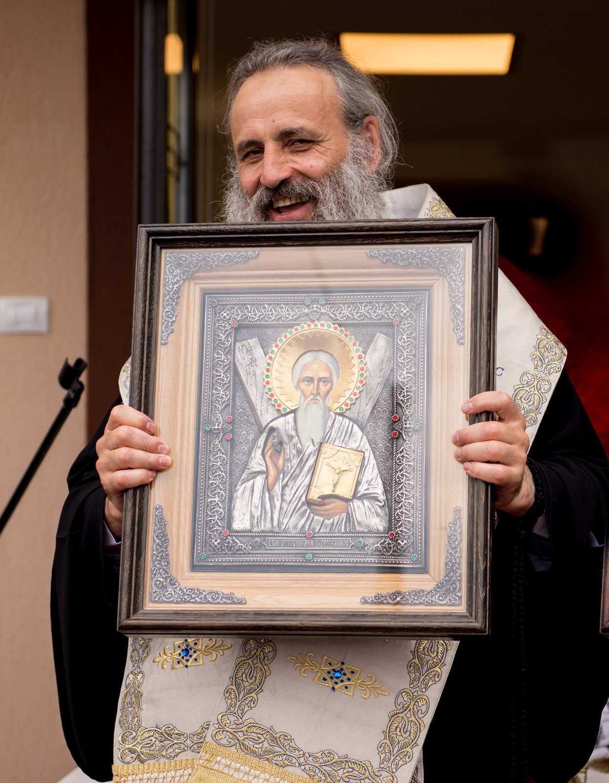 Sfinţire de casă parohială în Cucuteni - Leţcani, oficiată de IPS Mitropolit Teofan