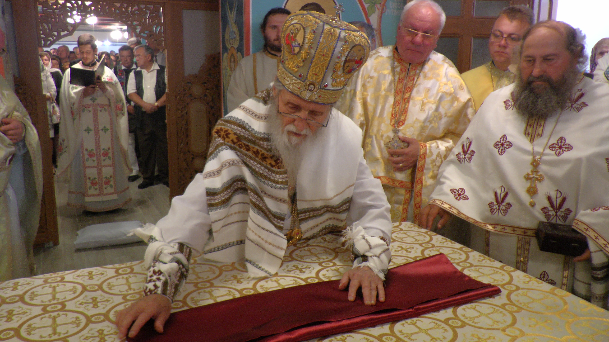 IPS Arhiepiscop Pimen, la Poiana Stampei: „Dumnezeu este Cel care desăvârşeşte lucrul mâinilor noastre”