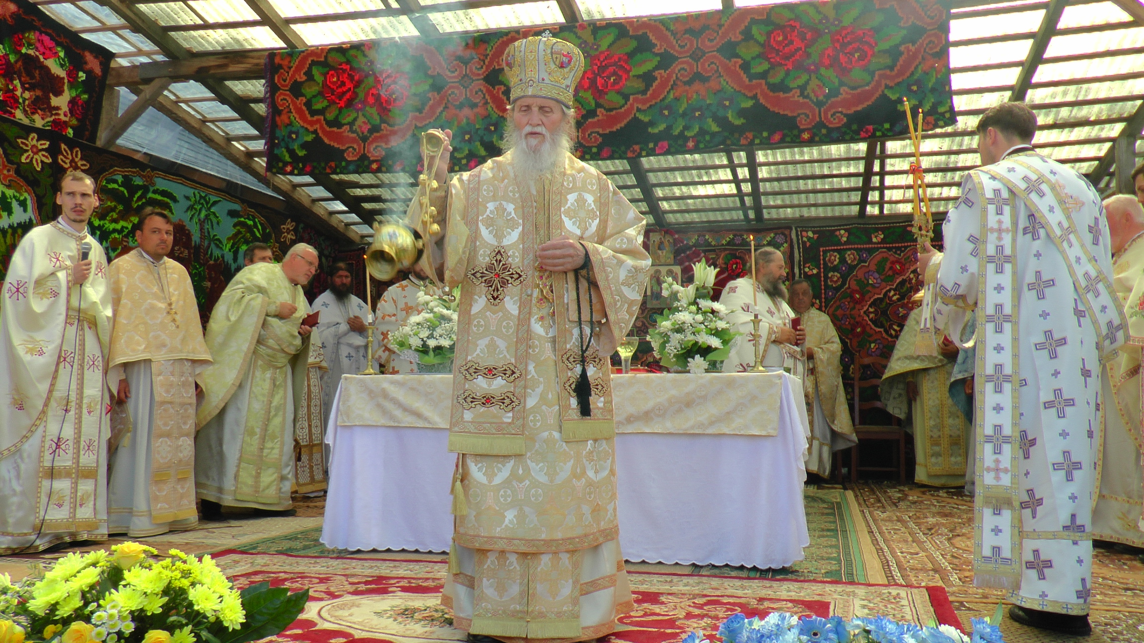 IPS Arhiepiscop Pimen, la Poiana Stampei: „Dumnezeu este Cel care desăvârşeşte lucrul mâinilor noastre”