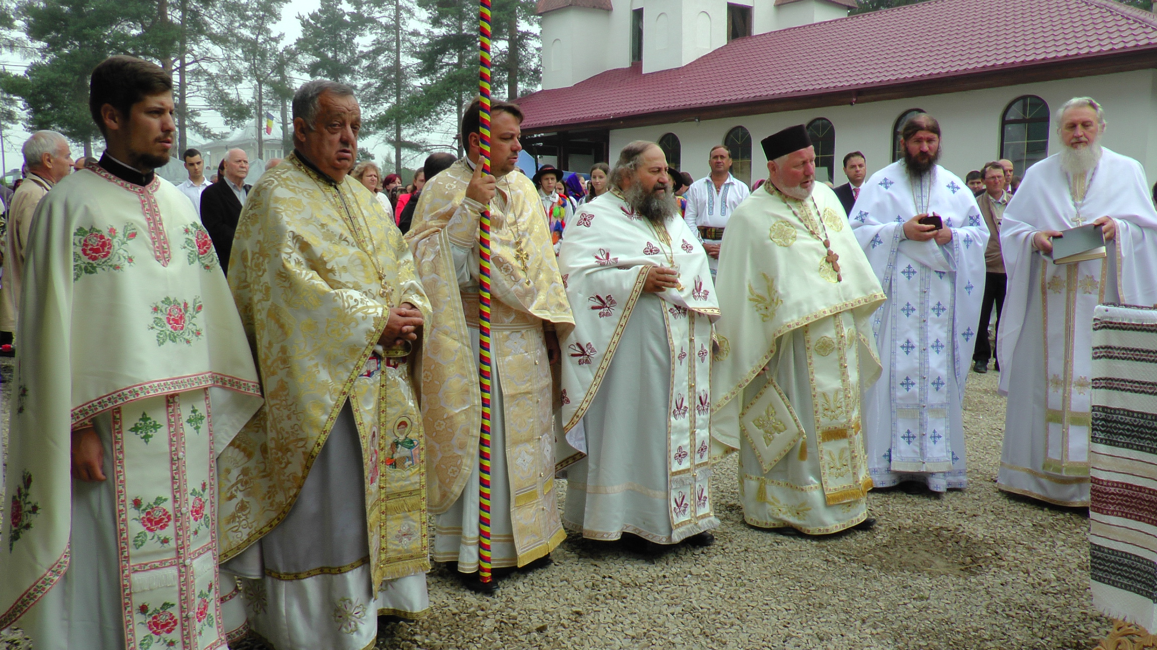 IPS Arhiepiscop Pimen, la Poiana Stampei: „Dumnezeu este Cel care desăvârşeşte lucrul mâinilor noastre”