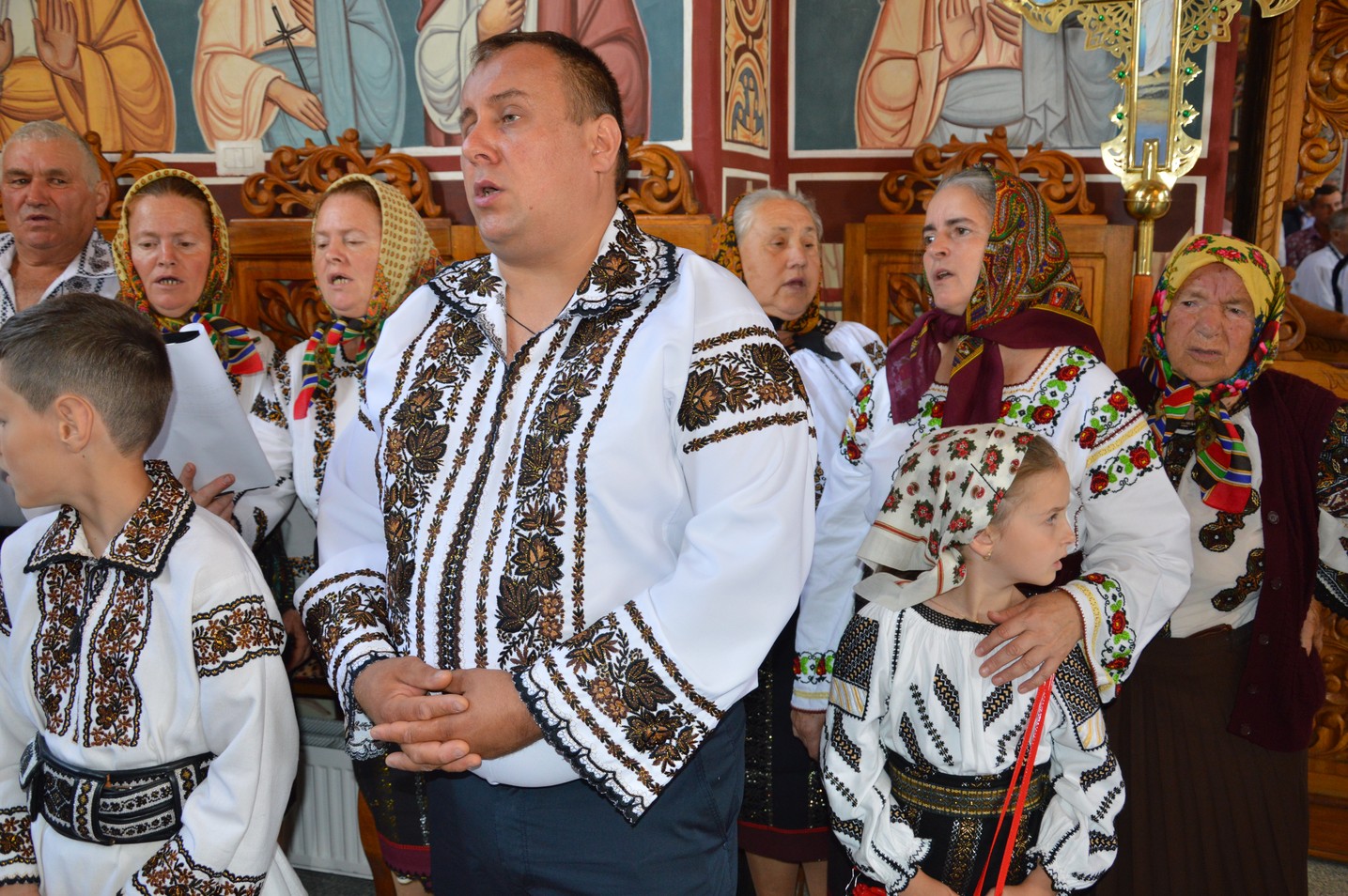 A fost sfinţită pictura bisericii din Botoşana