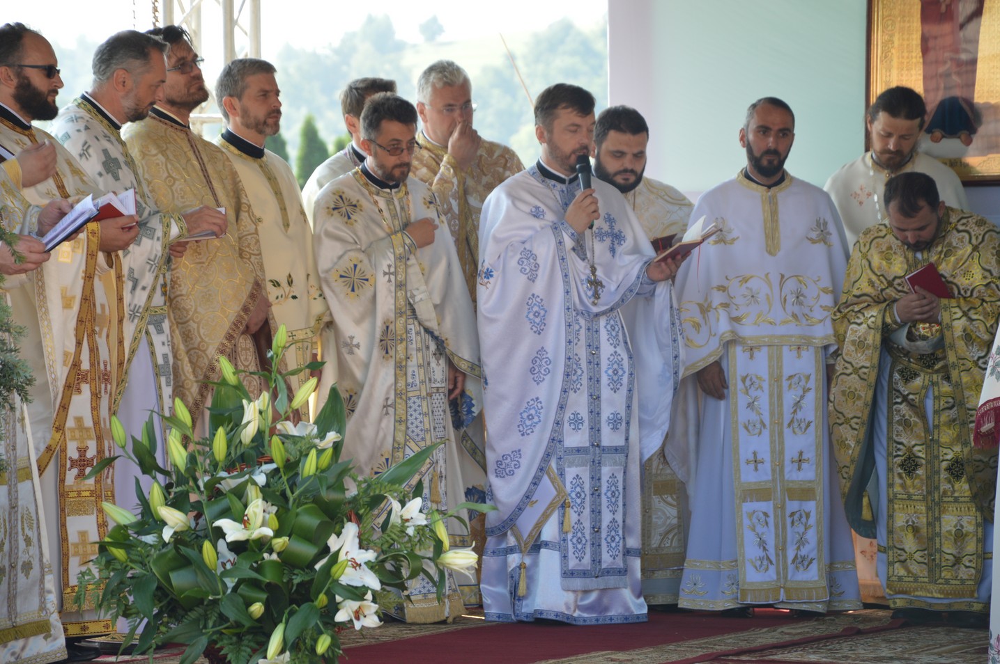A fost sfinţită pictura bisericii din Botoşana