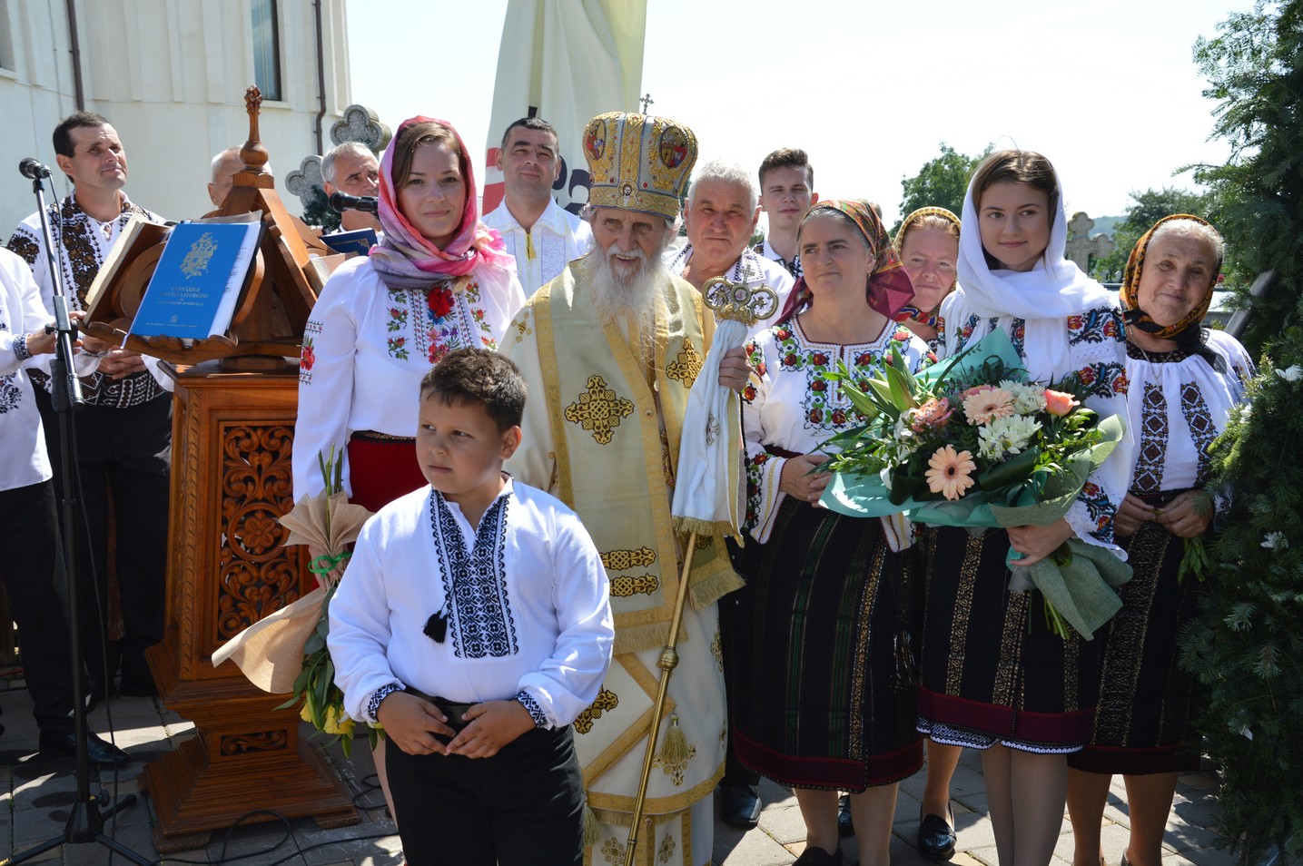 A fost sfinţită pictura bisericii din Botoşana