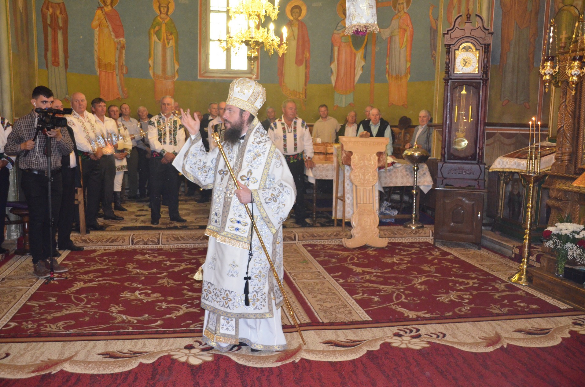 PS Damaschin: „Dumnezeu ne ştie viaţa noastră cu bunele şi cu mai puţin bunele ei”