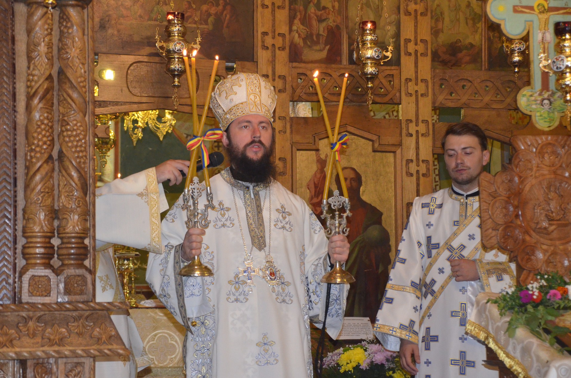 PS Damaschin: „Dumnezeu ne ştie viaţa noastră cu bunele şi cu mai puţin bunele ei”