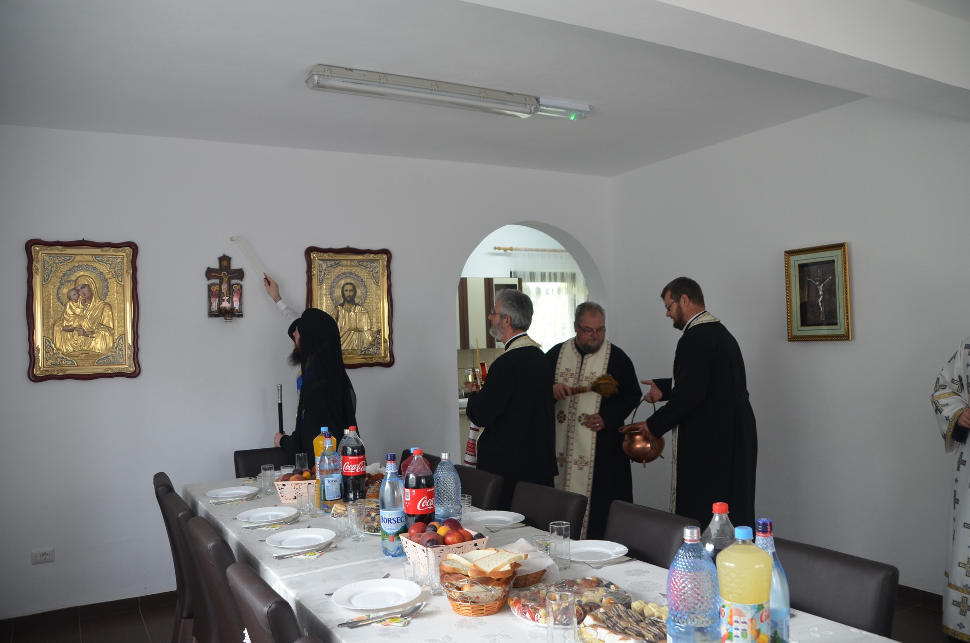 PS Damaschin: „Dumnezeu ne ştie viaţa noastră cu bunele şi cu mai puţin bunele ei”