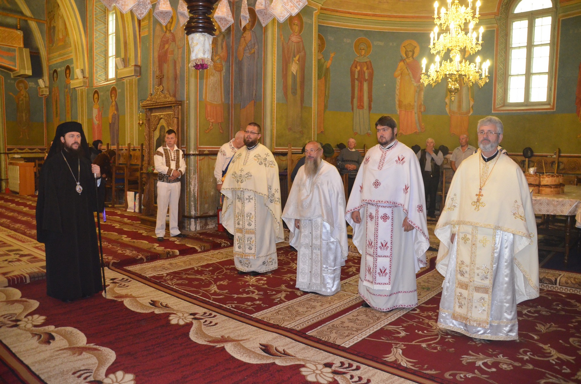 PS Damaschin: „Dumnezeu ne ştie viaţa noastră cu bunele şi cu mai puţin bunele ei”