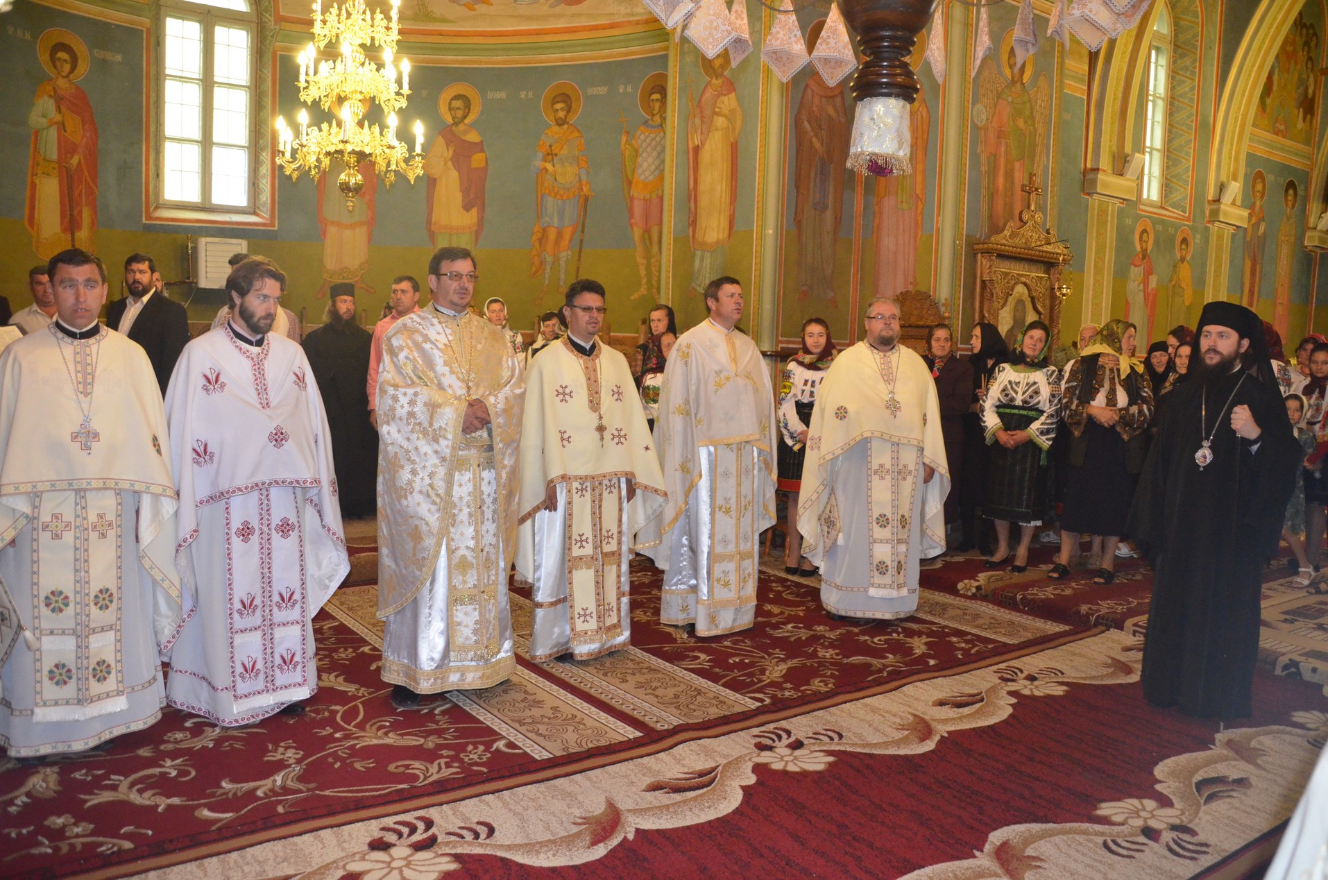 PS Damaschin: „Dumnezeu ne ştie viaţa noastră cu bunele şi cu mai puţin bunele ei”