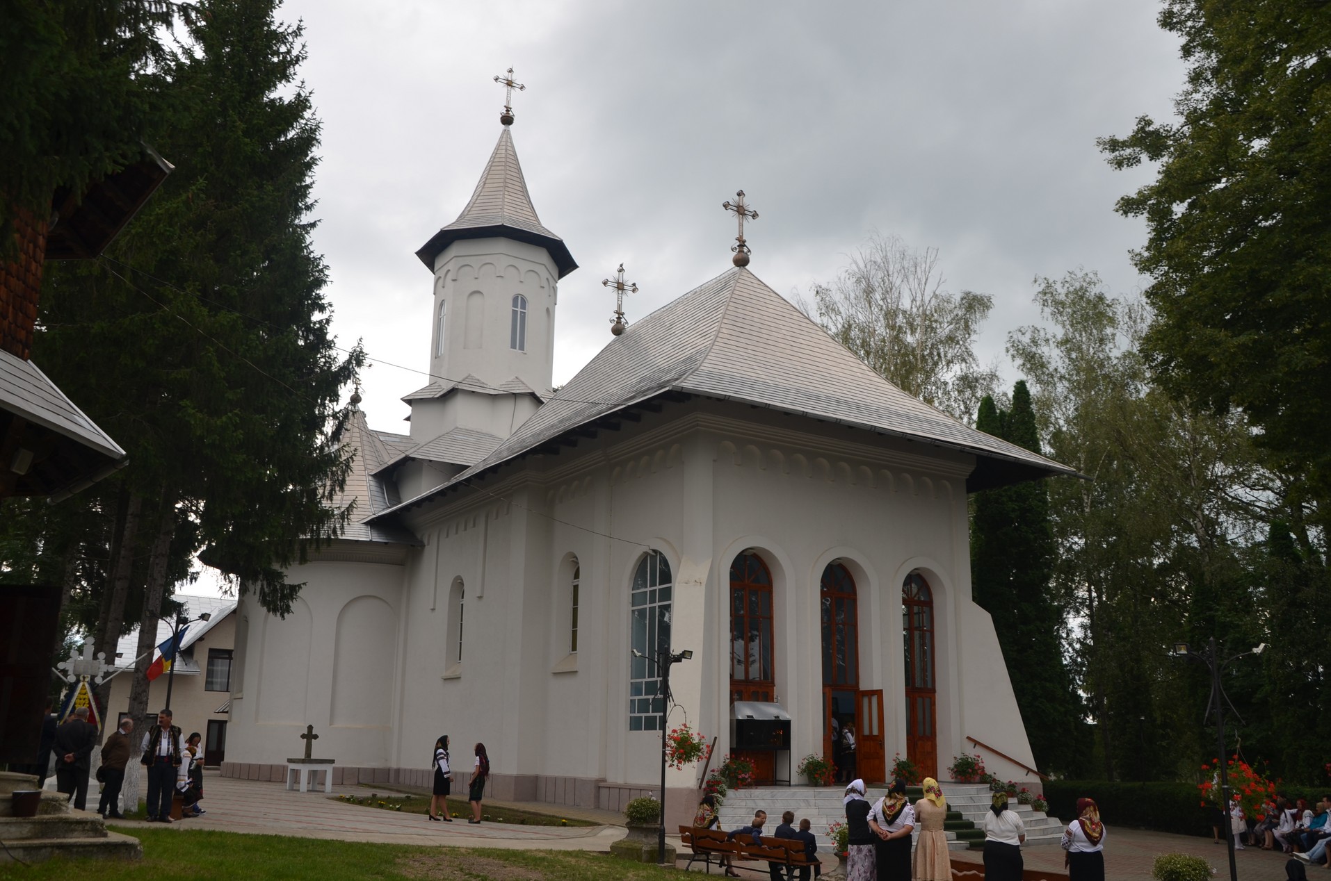 PS Damaschin: „Dumnezeu ne ştie viaţa noastră cu bunele şi cu mai puţin bunele ei”