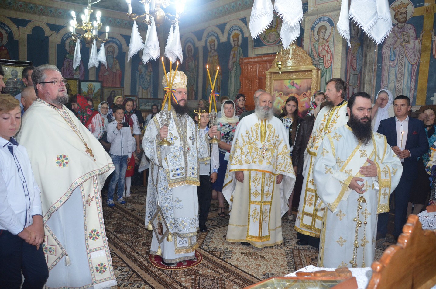 PS Damaschin: „Să facem cele ale credinţei şi se va înmulţi credinţa noastră!”