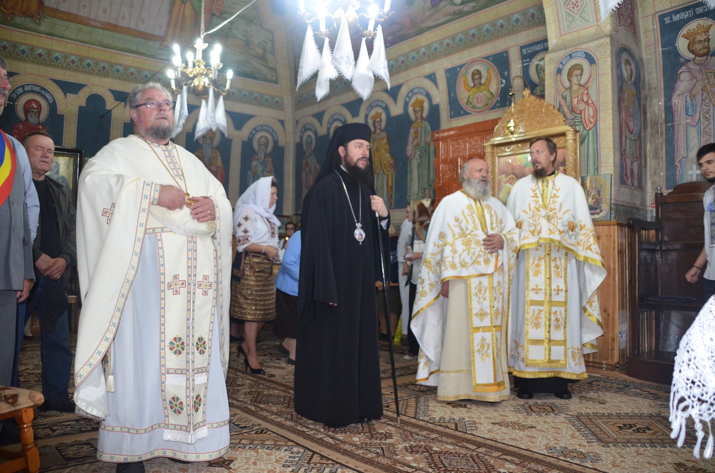 PS Damaschin: „Să facem cele ale credinţei şi se va înmulţi credinţa noastră!”