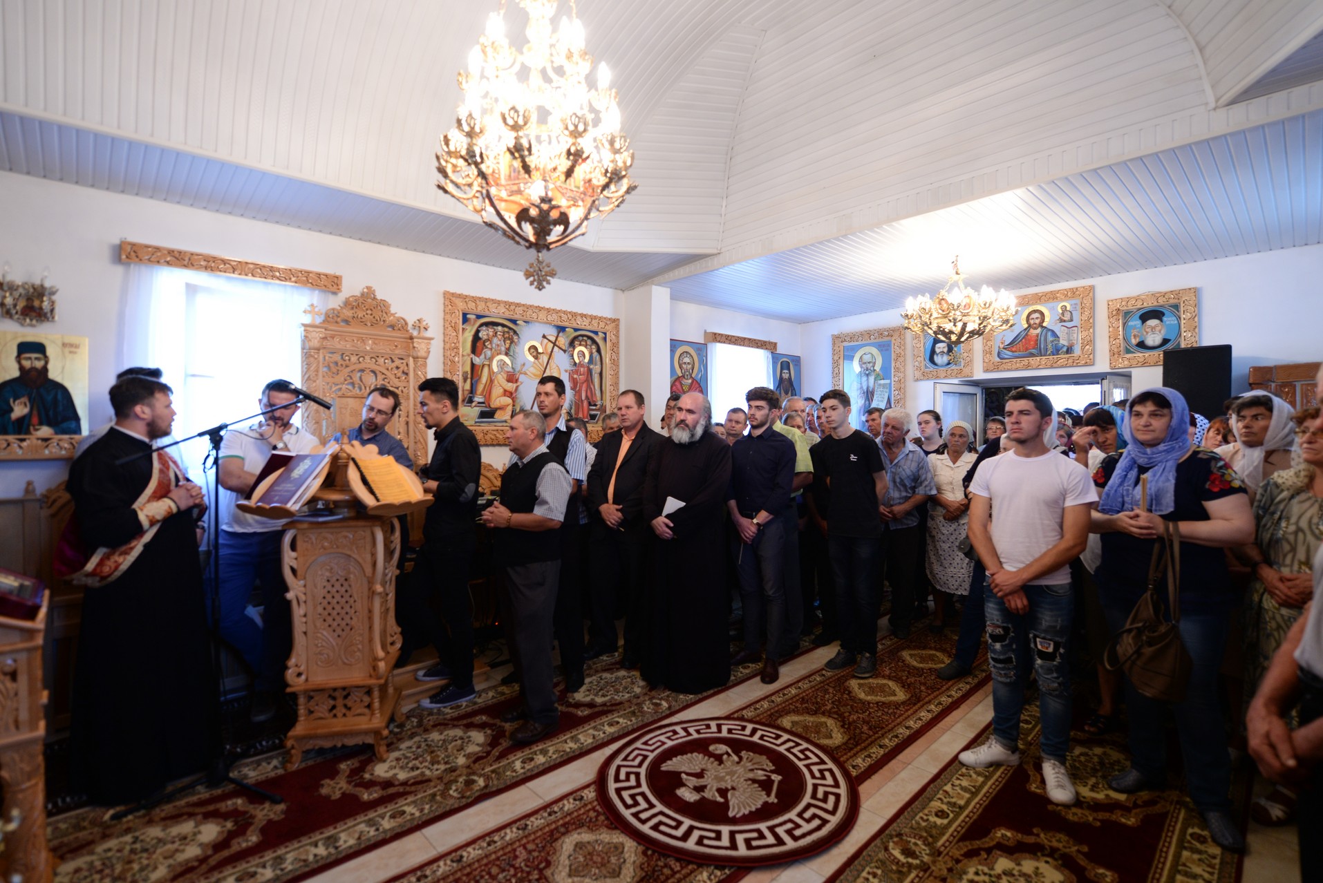 Prima biserică din Episcopia Hușilor cu hramul „Cinstirea Sfintei Icoane a Maicii Domnului Prodromița”