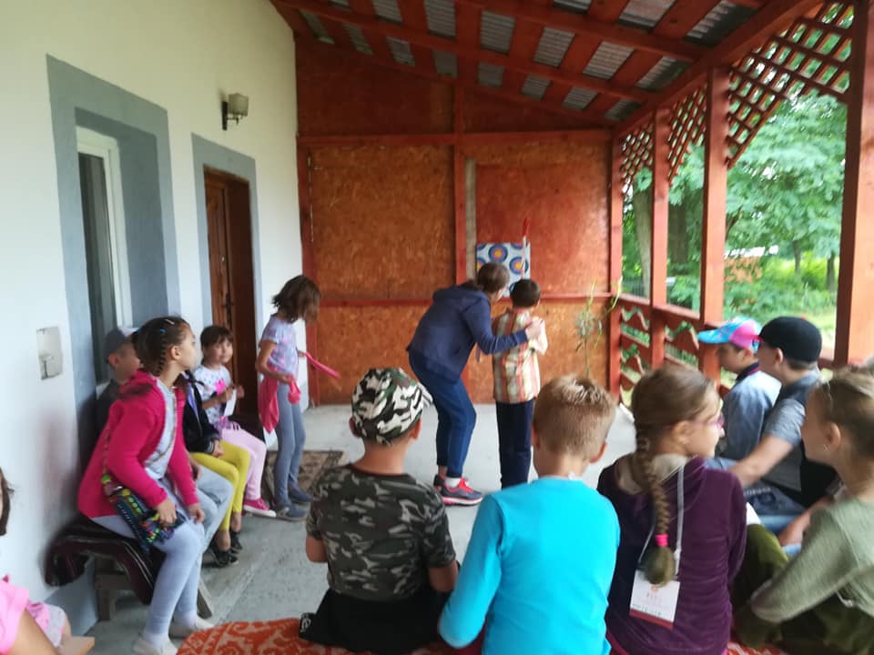 „Tabăra  din pridvorul  satului” - Smârdan,  ediția  a IV-a „Tabăra  din pridvorul  satului” - Smârdan,  ediția  a IV-a