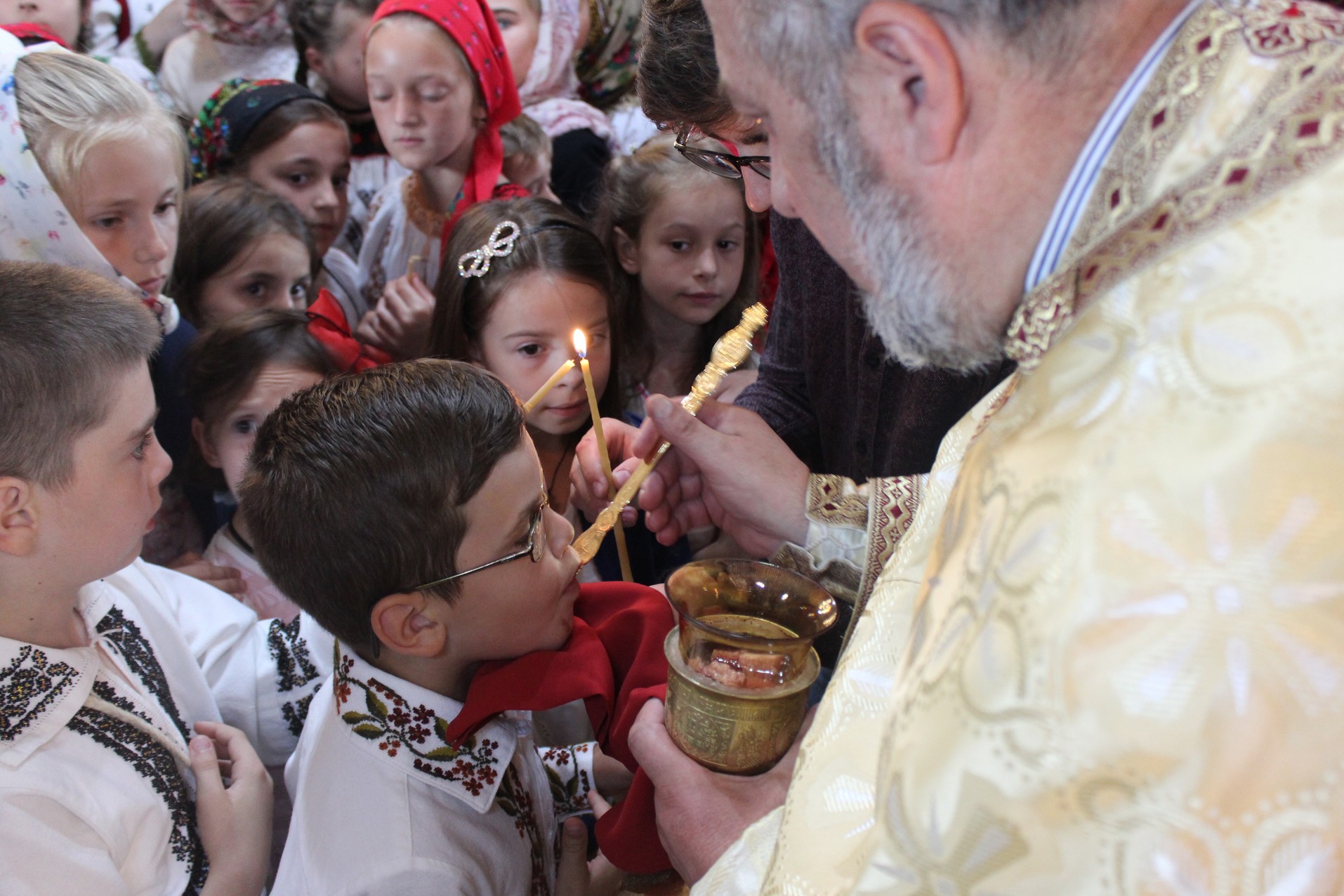 Tabăra de vară „Suflet bucovinean”, la cea de-a II-a ediţie, dedicată Centenarului Marii Uniri