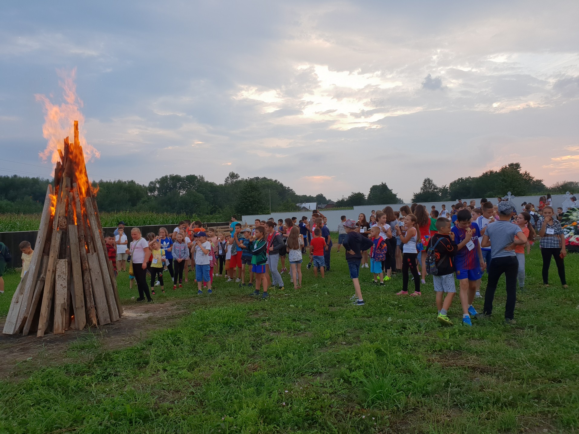 Tabăra de vară „Suflet bucovinean”, la cea de-a II-a ediţie, dedicată Centenarului Marii Uniri
