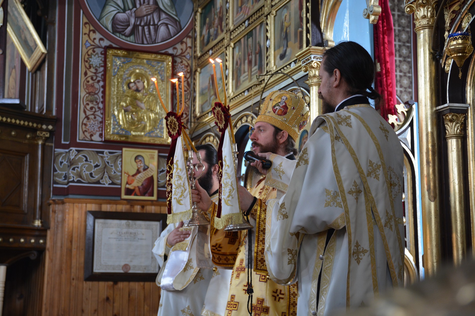 Preasfințitul Damaschin, către tinerii Taberei de la Putna: „Nu intrați în șuvoiul nedreptății, al imposturii, al fățărniciei”