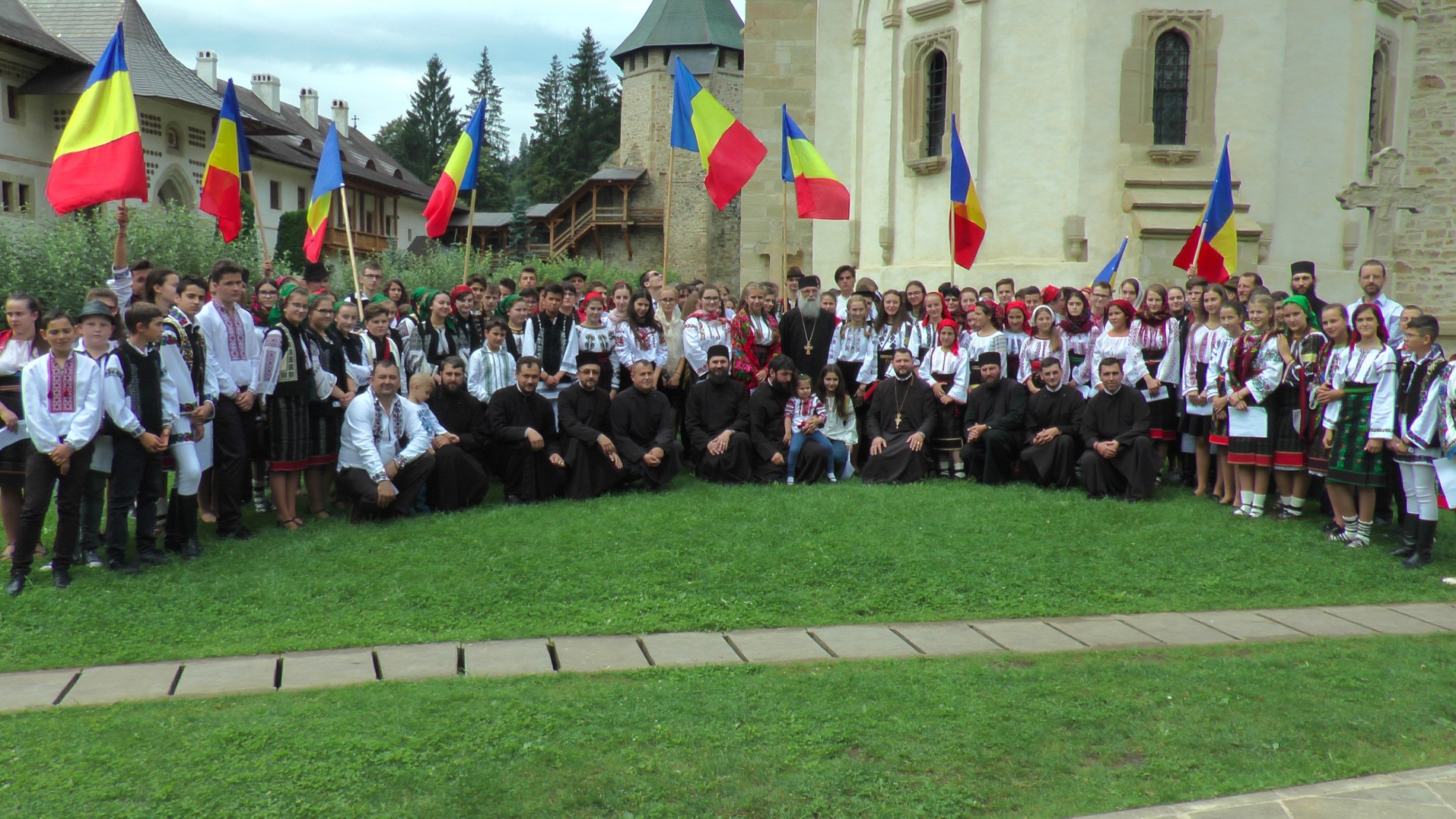 Preasfințitul Damaschin, către tinerii Taberei de la Putna: „Nu intrați în șuvoiul nedreptății, al imposturii, al fățărniciei”