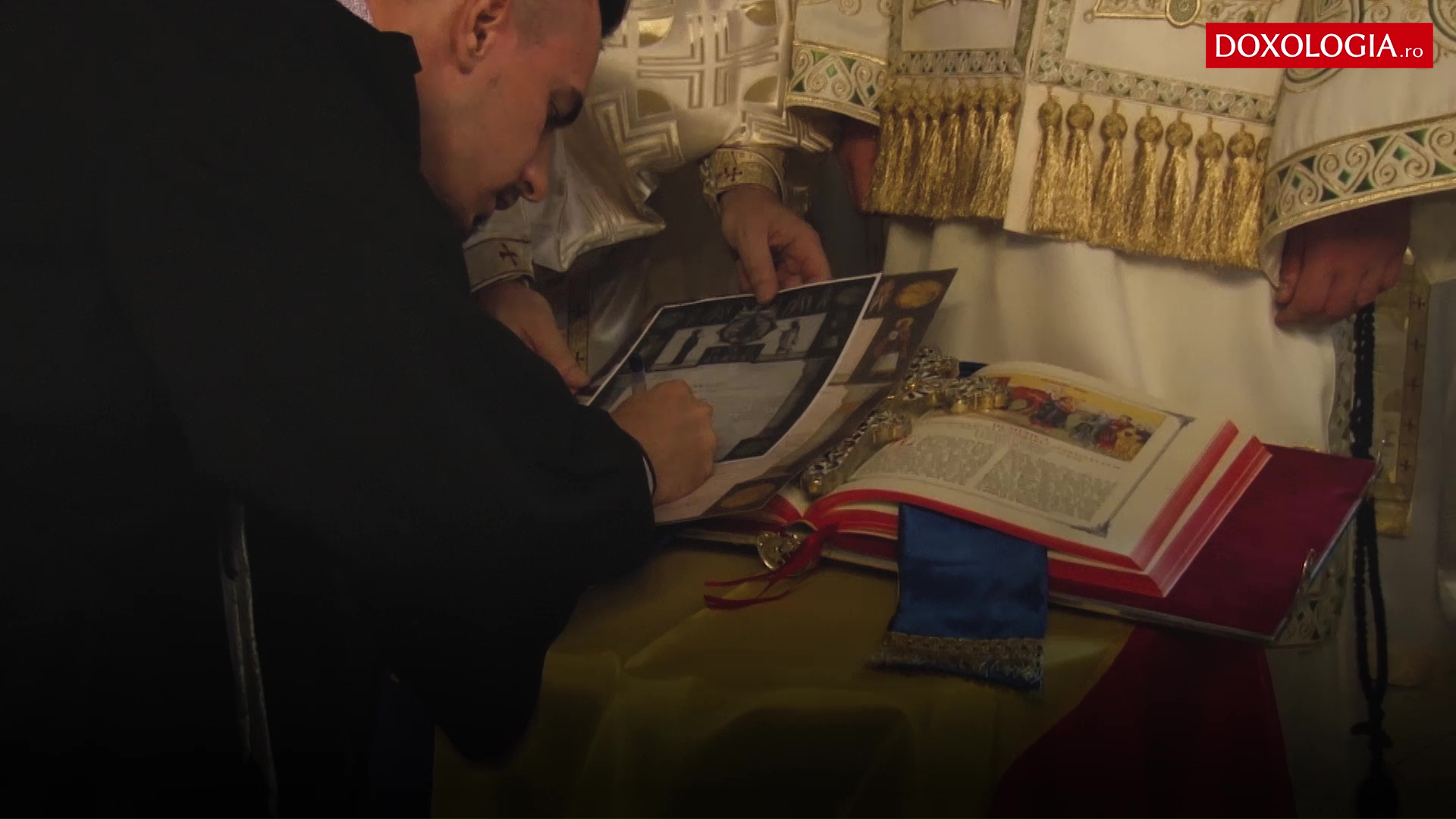 (Video) Absolvenții teologi ai promoției 2018 au depus jurământul