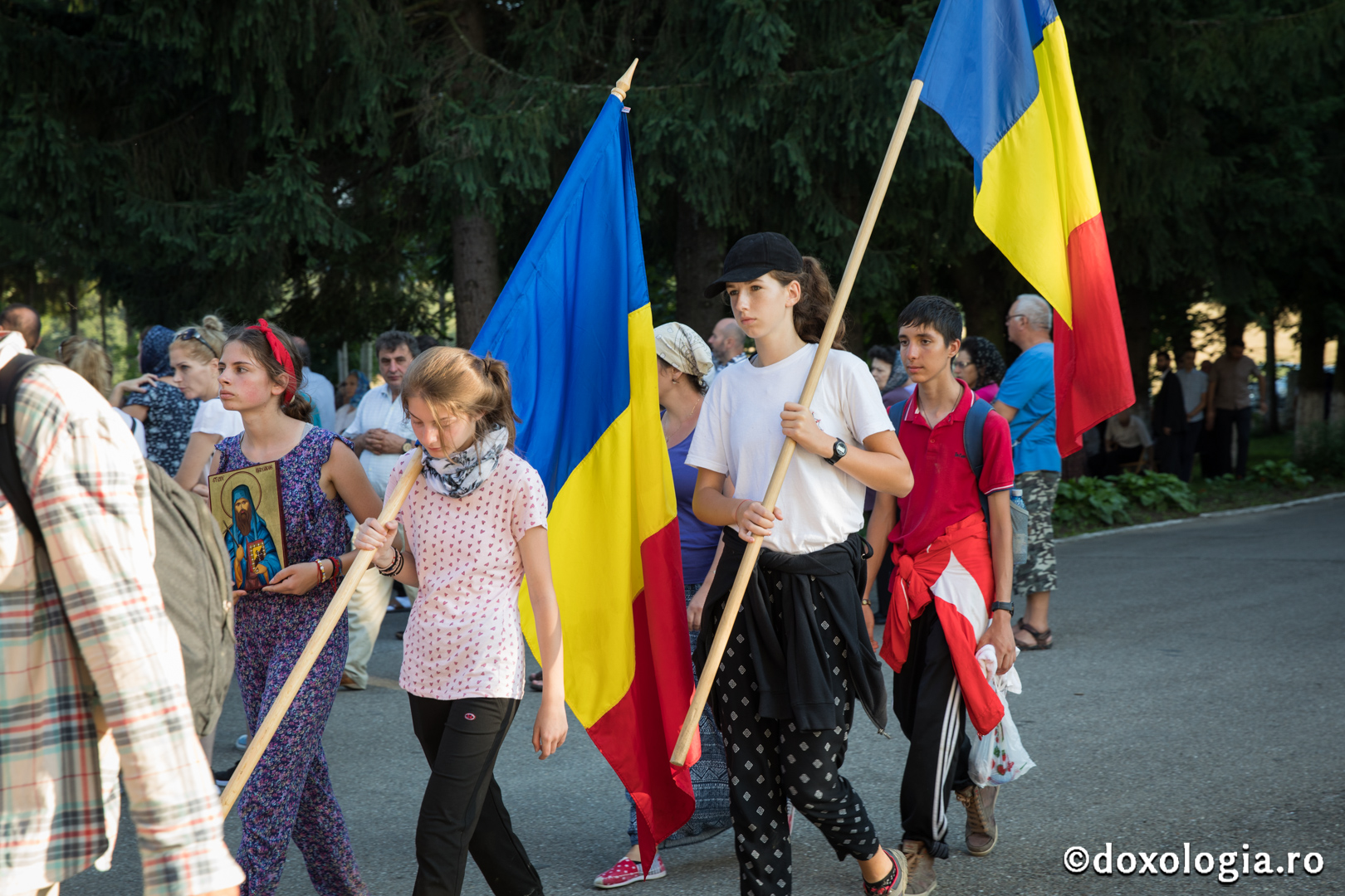(Foto) Priveghere în cinstea Sfântului Ioan Iacob de la Neamț