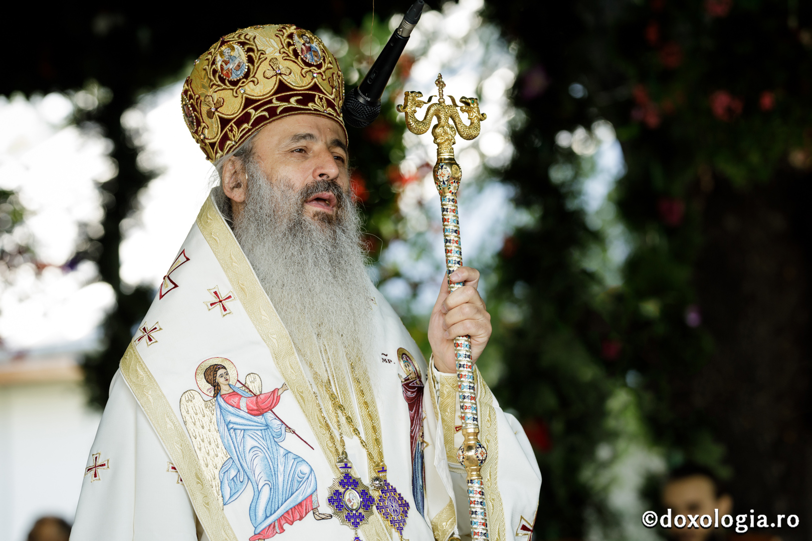 „Atât Sfinții Brâncoveni, cât și Sfântul Iosif de la Văratec, au fost definiți prin lepădarea de sine și starea de jertfă”