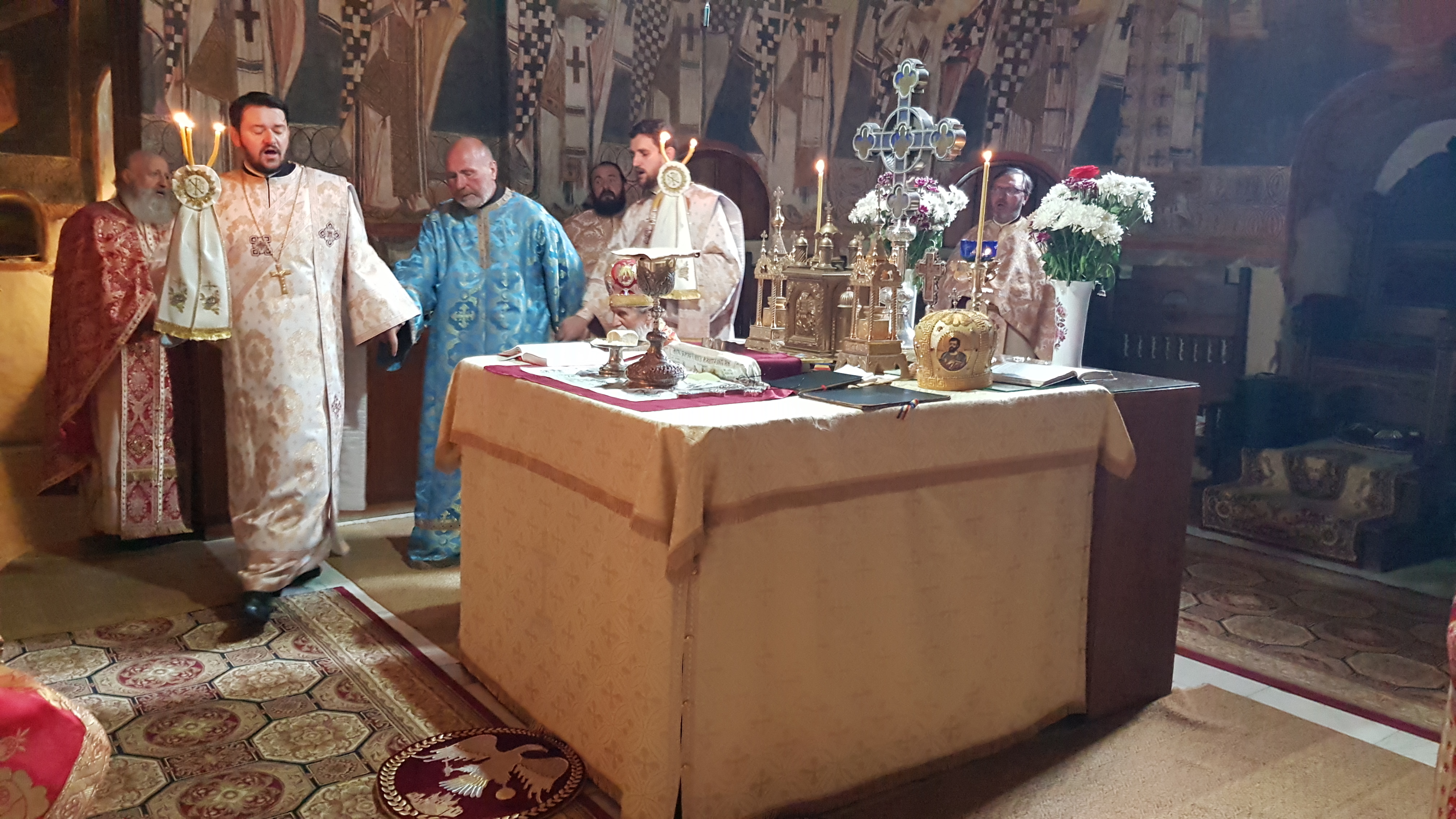 Sfânta Liturghie Arhierească, la Catedrala Arhiepiscopală „Sfântul Ioan cel Nou de la Suceava”