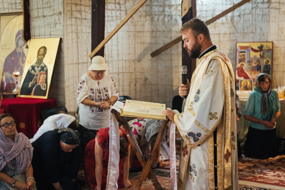 Hram la Mănăstirea Piatra Sfântă-Tărâţa Hram la Mănăstirea Piatra Sfântă-Tărâţa