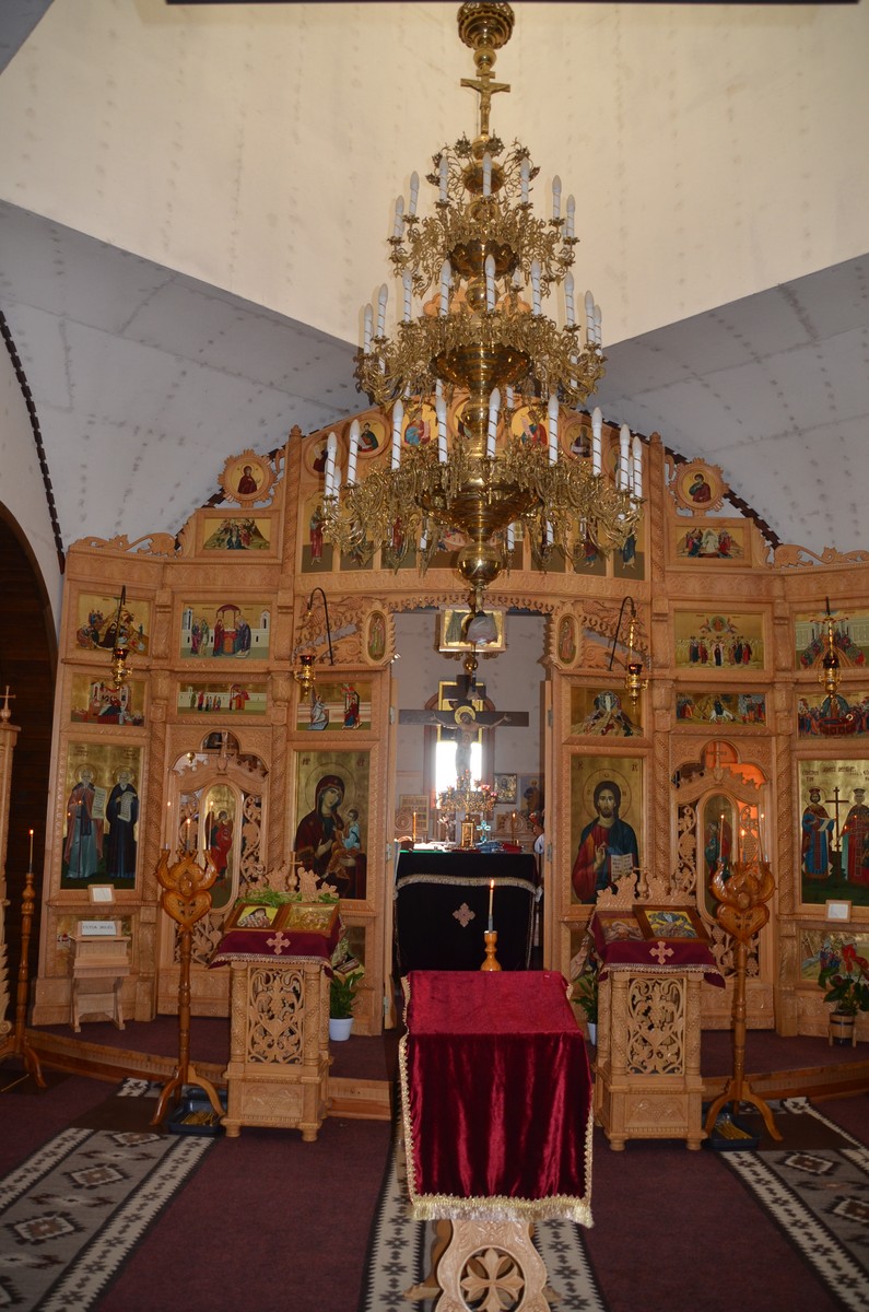 Liturghie arhierească la Vicovu de Jos: „Este de neînchipuit hărnicia și credința dumneavoastră”