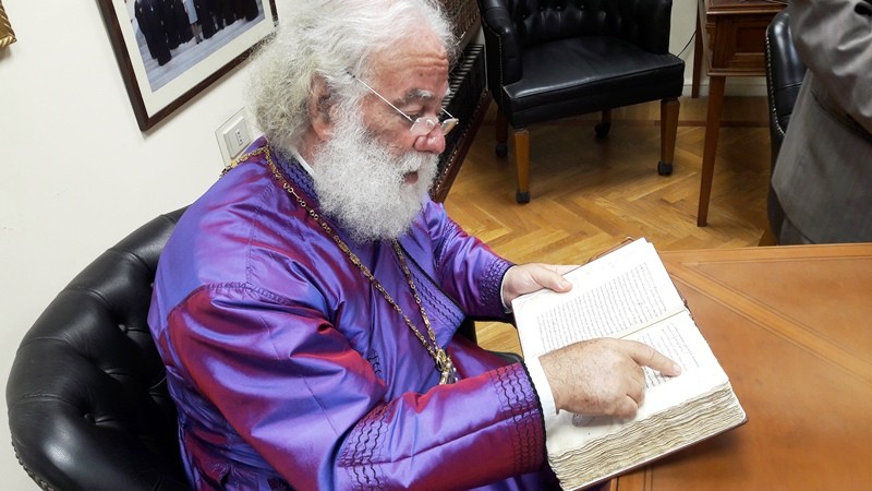 Opt manuscrise rare din Biblioteca Patriarhiei Alexandriei au fost restaurate