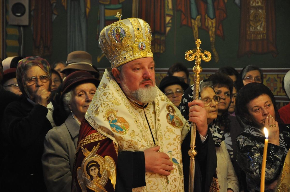 Preasfinţitul Varlaam Ploieşteanul îşi sărbătoreşte ocrotitorul spiritual