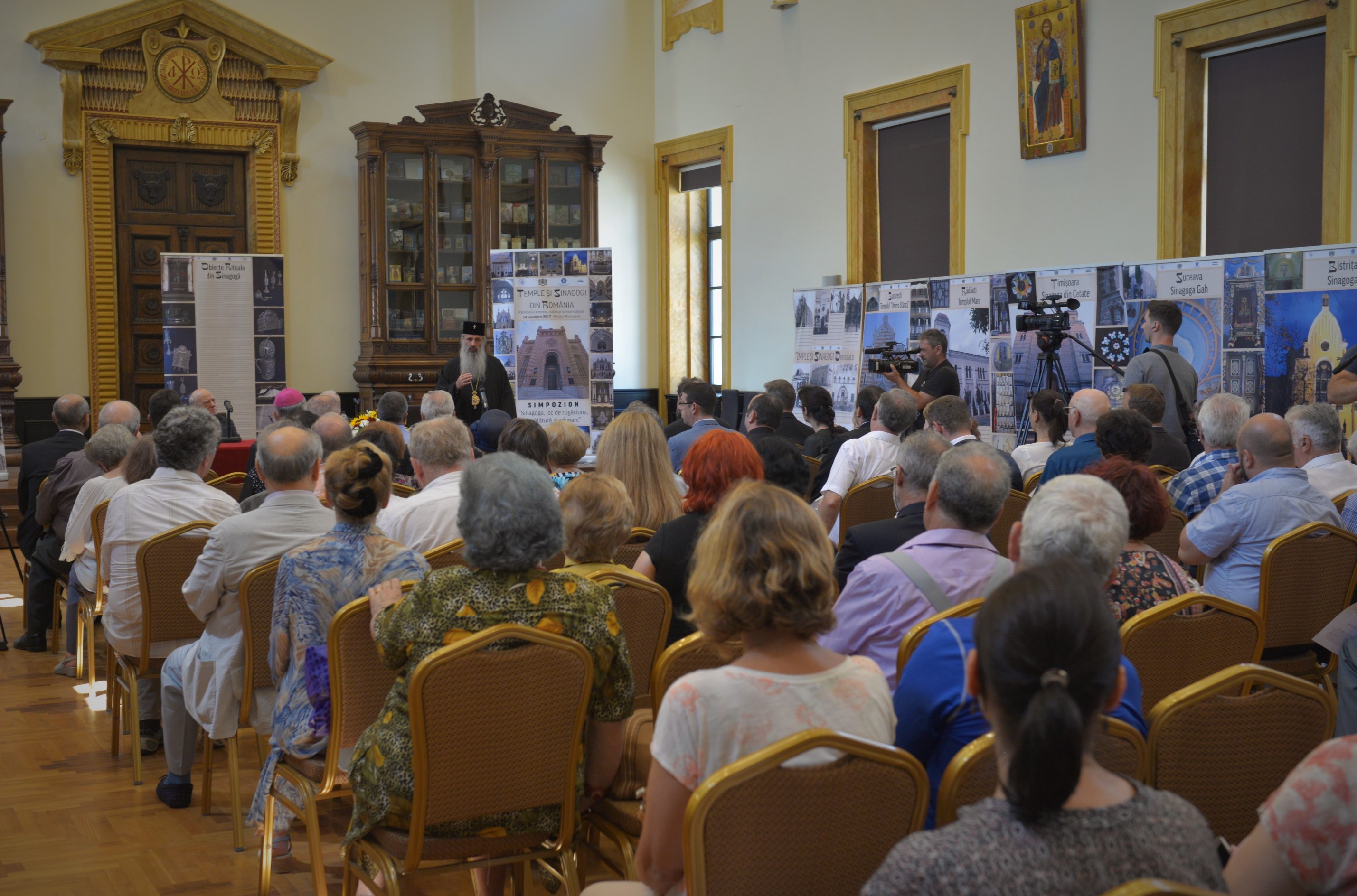 Expoziția „Temple și sinagogi din România”, la Iași