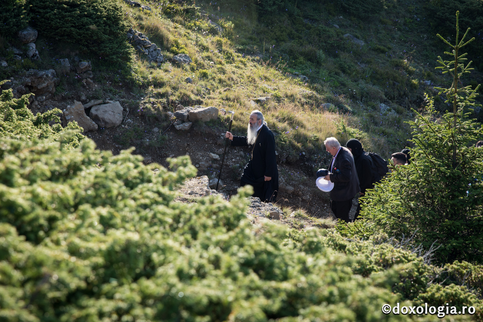 Foto: Oana Nechifor Schimbarea la Față pe Muntele Ceahlău: IPS Mitropolit Teofan a săvârșit Sfânta Liturghie