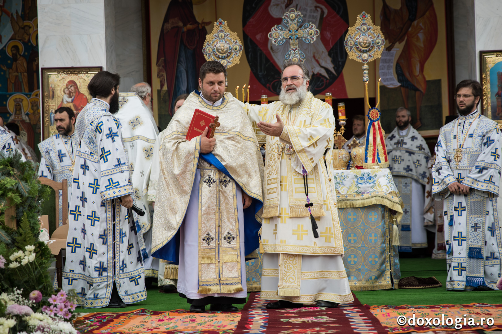 Ultima zi din triada Sfinţilor Nemţeni: trei ierarhi au săvârșit Sfânta Liturghie în cinstea Sfintei Cuvioase Teodora de la Sihla