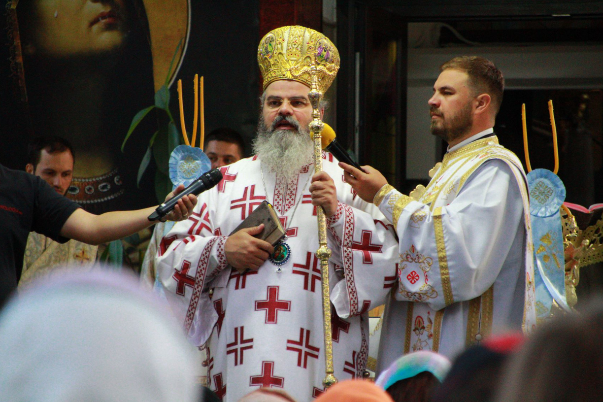 Conferință cu Pr. Constantin Necula, ateliere de comunicare, „Marşul Tineretului” și concert de muzică populară la prima ediție ITOV