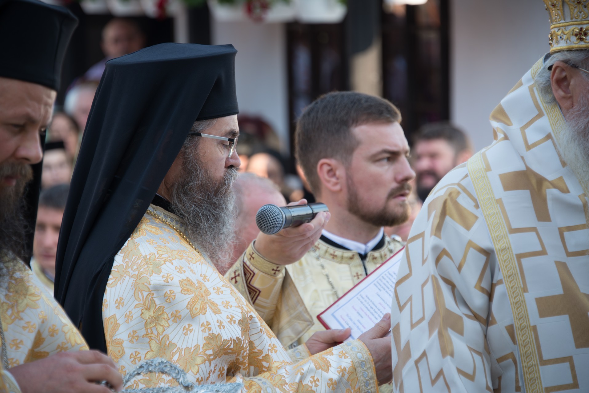 Sfințire de schit la Horodiștea-Botoșani: „Lumea are nevoie de sfinţi pentru ca umanitatea să fie sănătoasă” Sfințire de schit la Horodiștea-Botoșani: „Lumea are nevoie de sfinţi pentru ca umanitatea să fie sănătoasă”