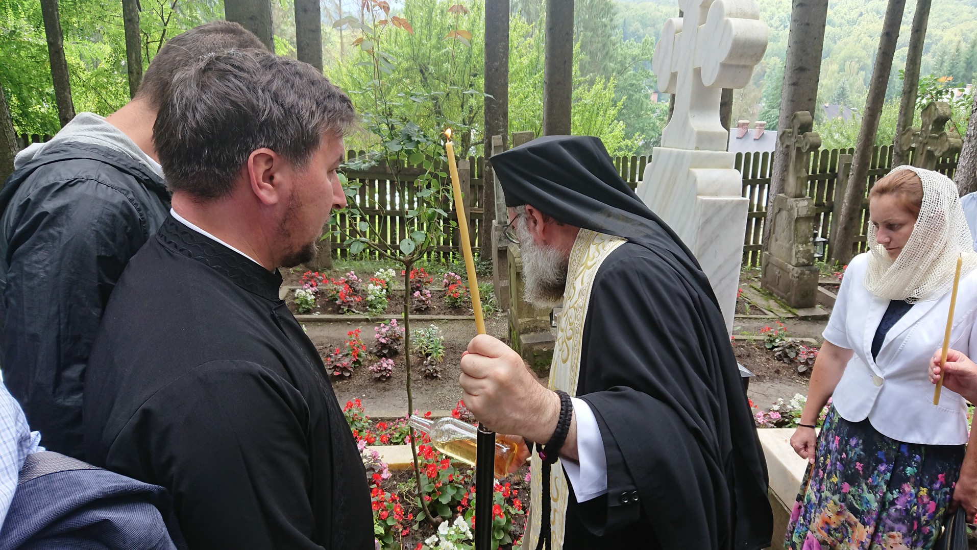 Ultima zi din triada Sfinţilor Nemţeni: trei ierarhi au săvârșit Sfânta Liturghie în cinstea Sfintei Cuvioase Teodora de la Sihla