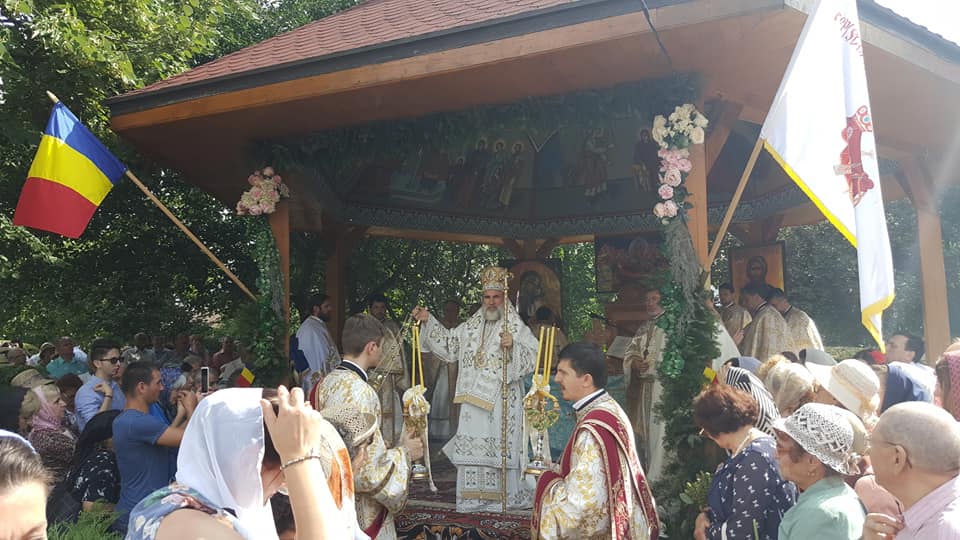 IPS Ioachim a slujit la Parohia „Precista” din Bacău