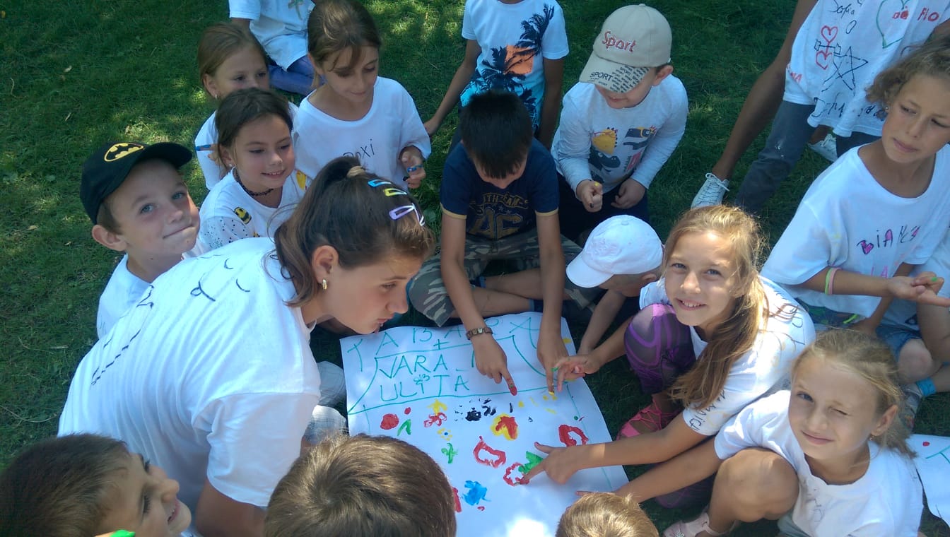 Tabăra „Vara pe uliță”, organizată de Primăria Răuseni împreună cu parohiile Doina și Rediu