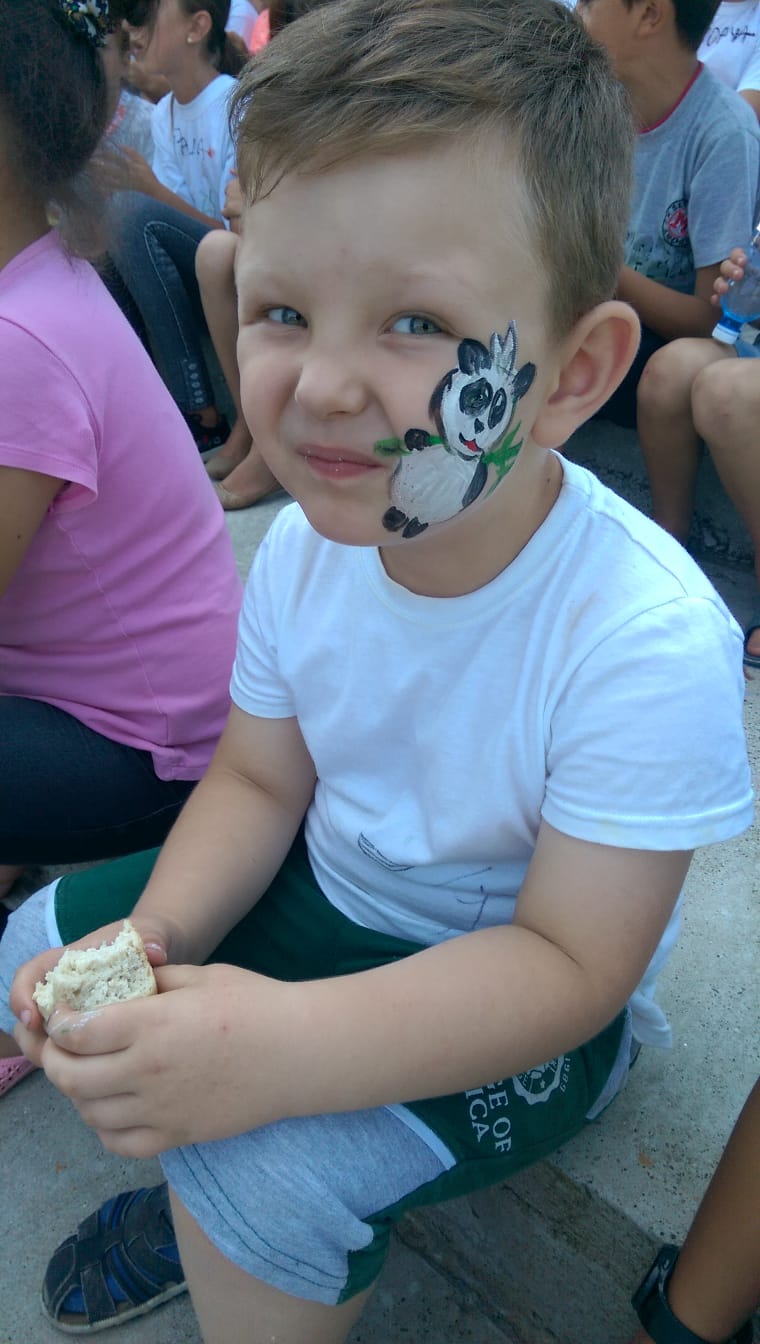 Tabăra „Vara pe uliță”, organizată de Primăria Răuseni împreună cu parohiile Doina și Rediu