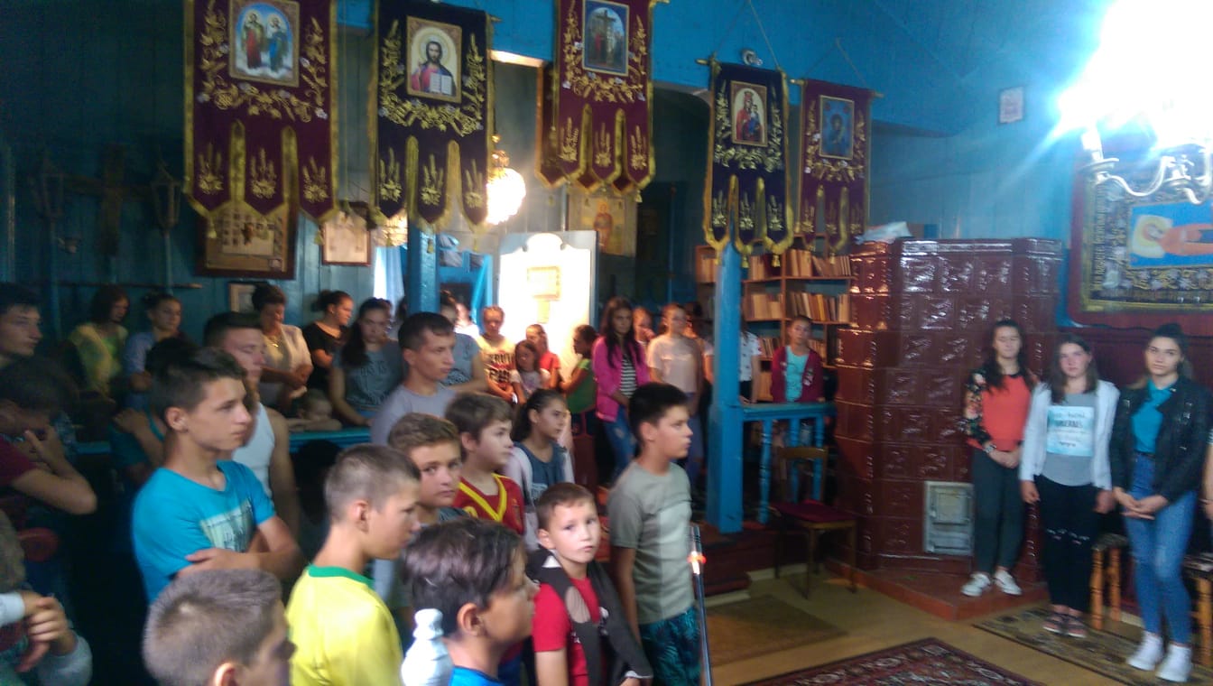 Tabăra „Vara pe uliță”, organizată de Primăria Răuseni împreună cu parohiile Doina și Rediu