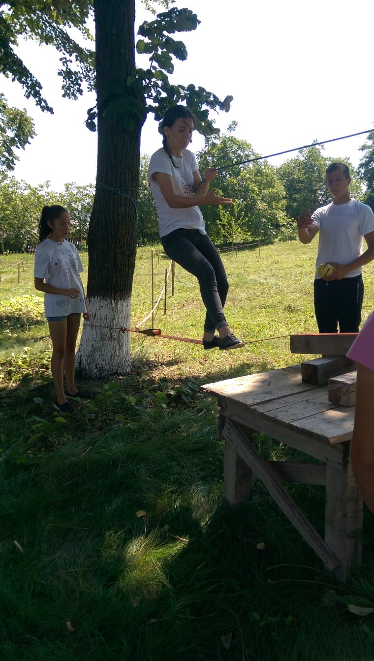 Tabăra „Vara pe uliță”, organizată de Primăria Răuseni împreună cu parohiile Doina și Rediu