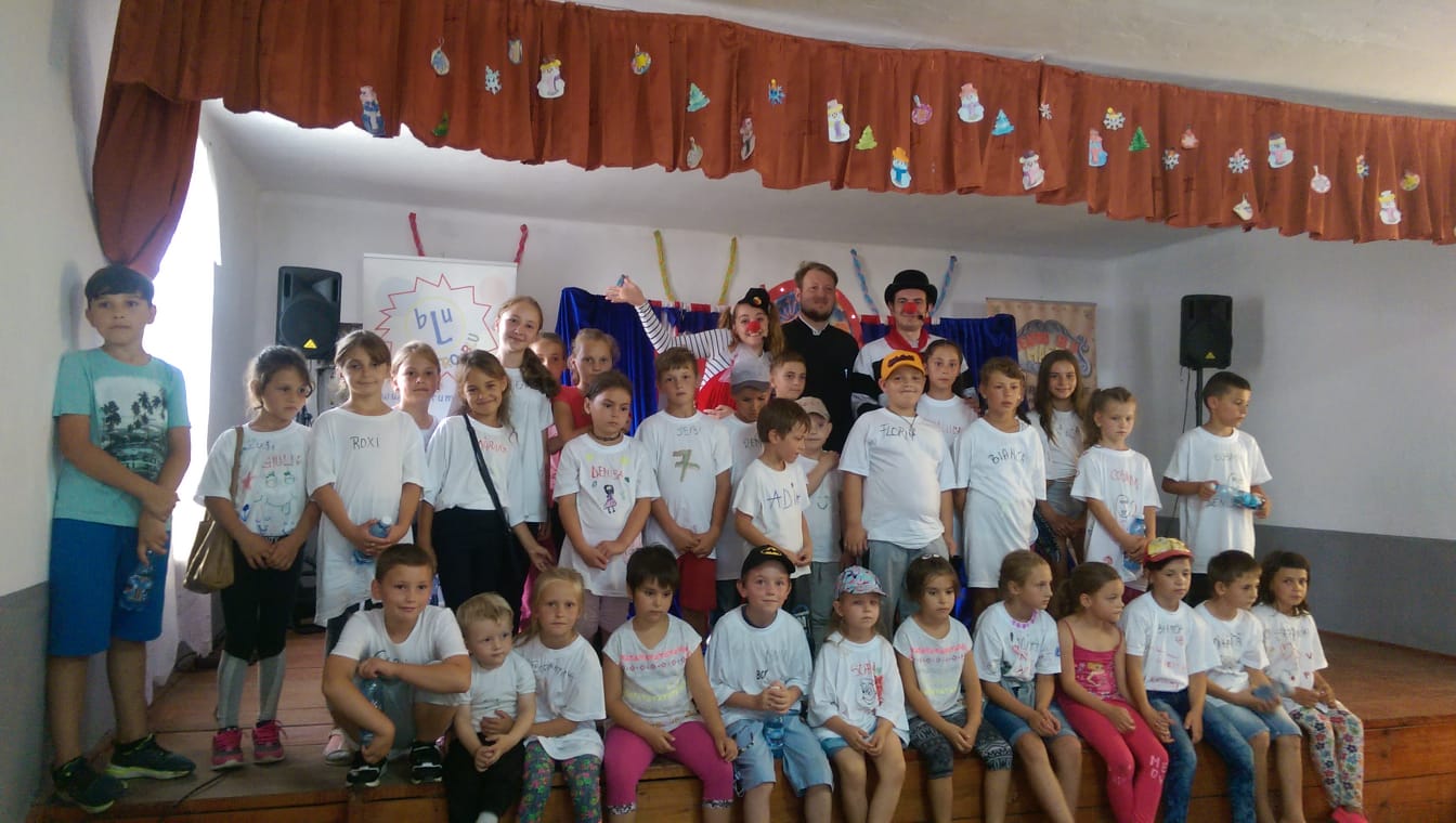 Tabăra „Vara pe uliță”, organizată de Primăria Răuseni împreună cu parohiile Doina și Rediu