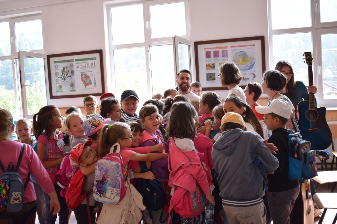 Zâmbet și credință în Tabăra „Bucurie în tinda Bisericii” – Tulgheș, Harghita