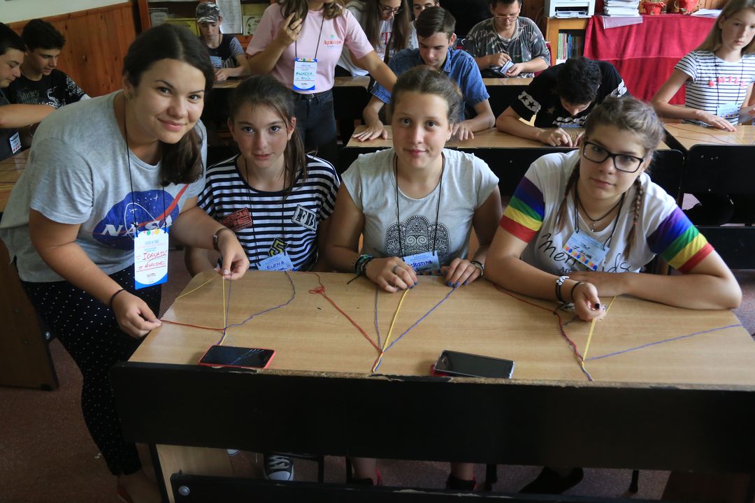 Zâmbet și credință în Tabăra „Bucurie în tinda Bisericii” – Tulgheș, Harghita