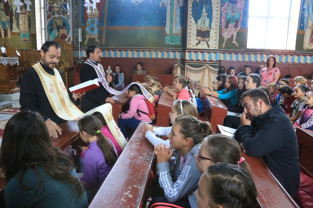 Zâmbet și credință în Tabăra „Bucurie în tinda Bisericii” – Tulgheș, Harghita