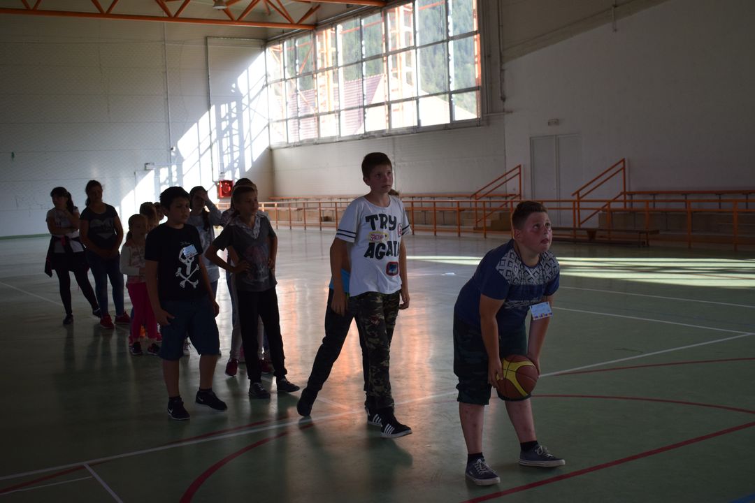 Zâmbet și credință în Tabăra „Bucurie în tinda Bisericii” – Tulgheș, Harghita