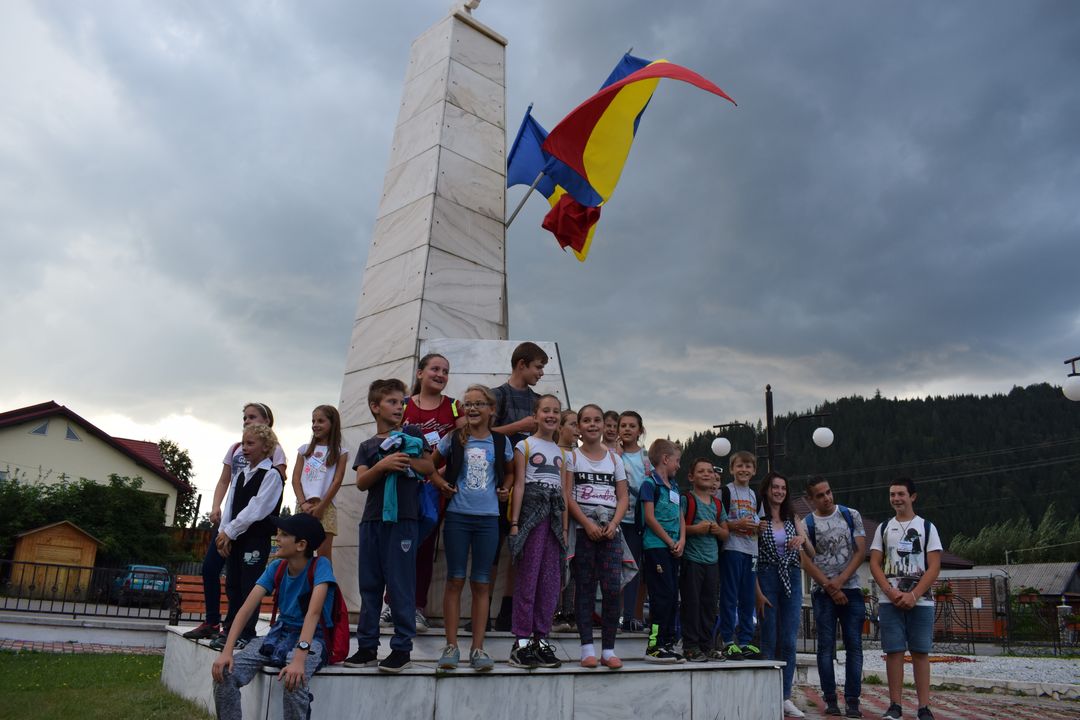 Zâmbet și credință în Tabăra „Bucurie în tinda Bisericii” – Tulgheș, Harghita